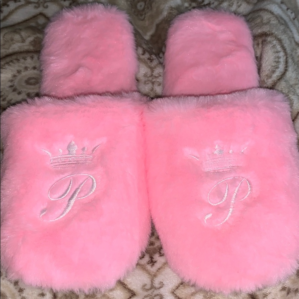 Paris Hilton Spa Slippers BRAND NEW
